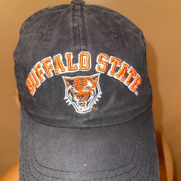 Steve & Barry's Men's Black 100% Cotton Buffalo State Tiger King Fitted Hat Cap - Picture 4 of 5